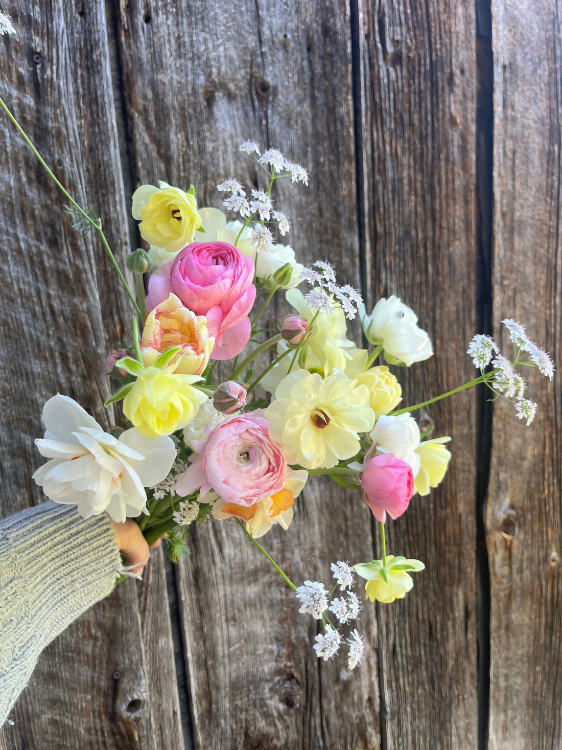 Why Wedding Venues Are Partnering with Local Flower Farms